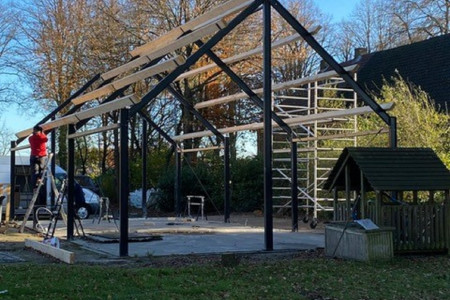 Mooie refurbished constructie Eext