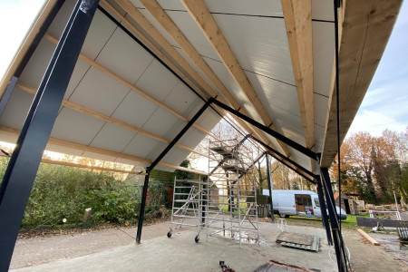 Mooie refurbished constructie Eext