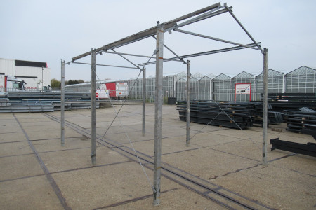 3.20 x 5.00m (16m²)