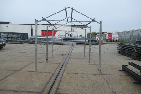 3.20 x 5.00m (16m²)