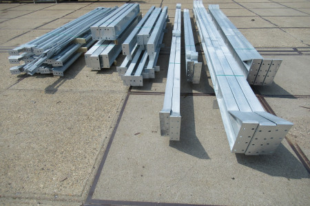 15.00 x 20.00 meter (300m2) kapschuur met geisoleerd dak