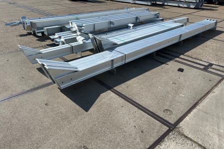 10.00 x 25.00 meter (250m2) kapschuur model