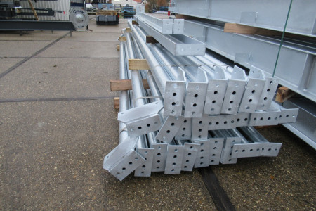 14.00 x 30.00 meter (420m2) verzinkt