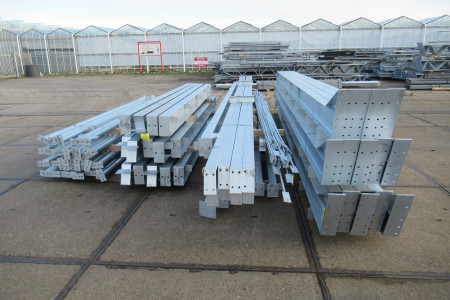 16.00 x 40.00m (640m²) verzinkt