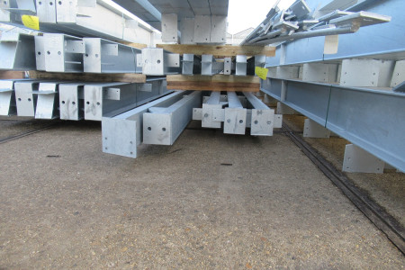 16.00 x 40.00m (640m²) verzinkt