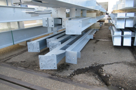 16.00 x 40.00m (640m²) verzinkt