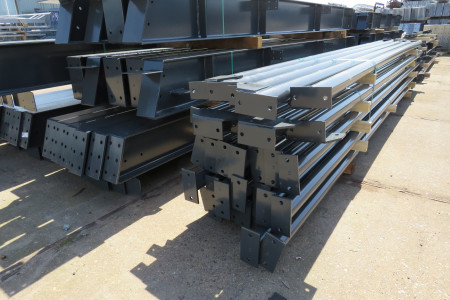 22.00 x 50.00 meter (1100m2) gepoedercoat