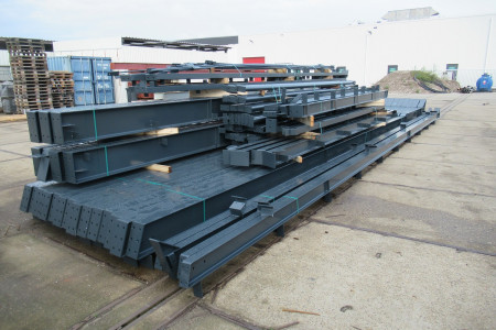 25.00 x 40.00m (1000m²) gepoedercoat