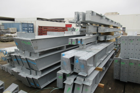 30.00 x 50.00m (1500m²) verzinkt