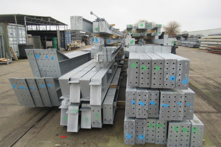 30.00 x 50.00m (1500m²) verzinkt