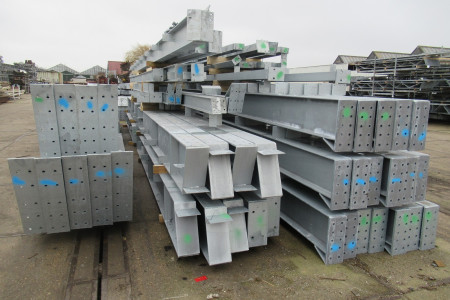 30.00 x 50.00m (1500m²) verzinkt