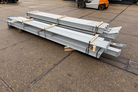 10.00 x 20.00m (200m²) met geïsoleerd dak