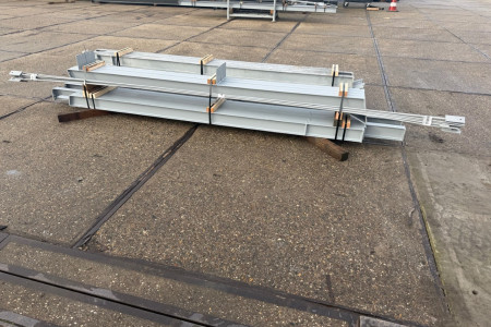6.00 x 12.00m (72m²) met geïsoleerd dak