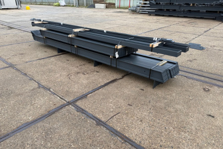 8.00 x 12.00m (96m²)