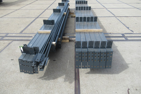 12.00 x 20.00m (240m²)