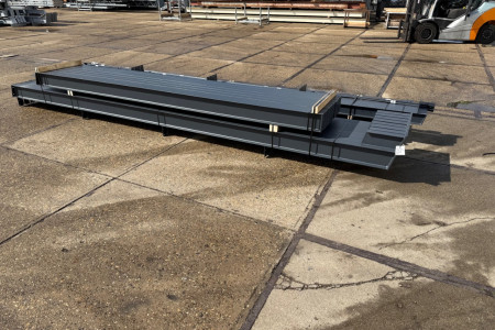 12.00 x 25.00m (300m²)