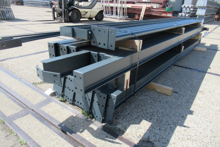 8.00 x 16.00m (128m²)
